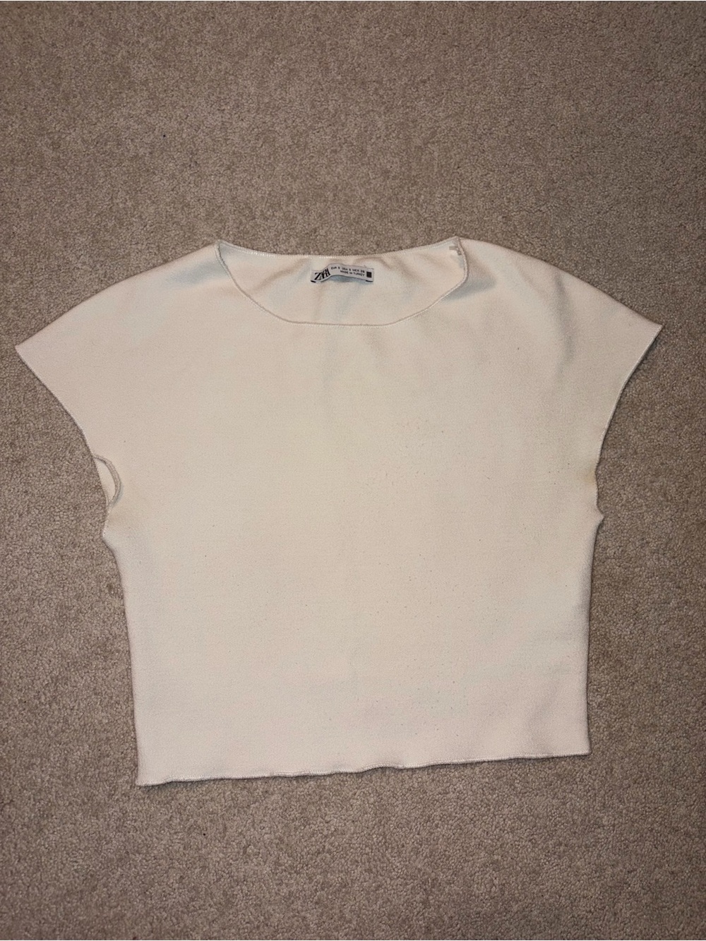 Zara Off-White Short Sleeve Cropped Knit Top